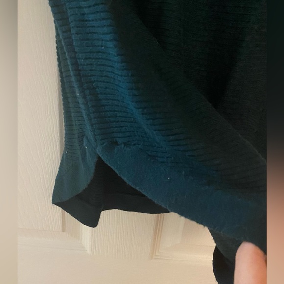 Dynamite forest green tunic with wide neck - Picture 3 of 3